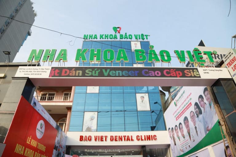 Nha khoa Bảo Việt có phòng khám sạch sẽ và hiện đại