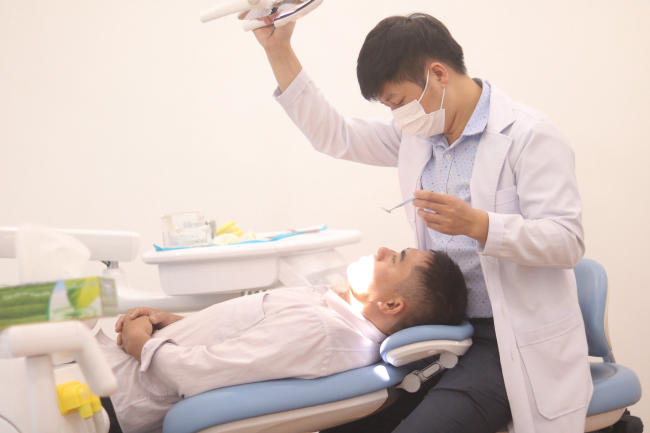Nha khoa Bella là phòng khám hiện đại chỉ sử dụng các loại răng sứ tốt và an toàn