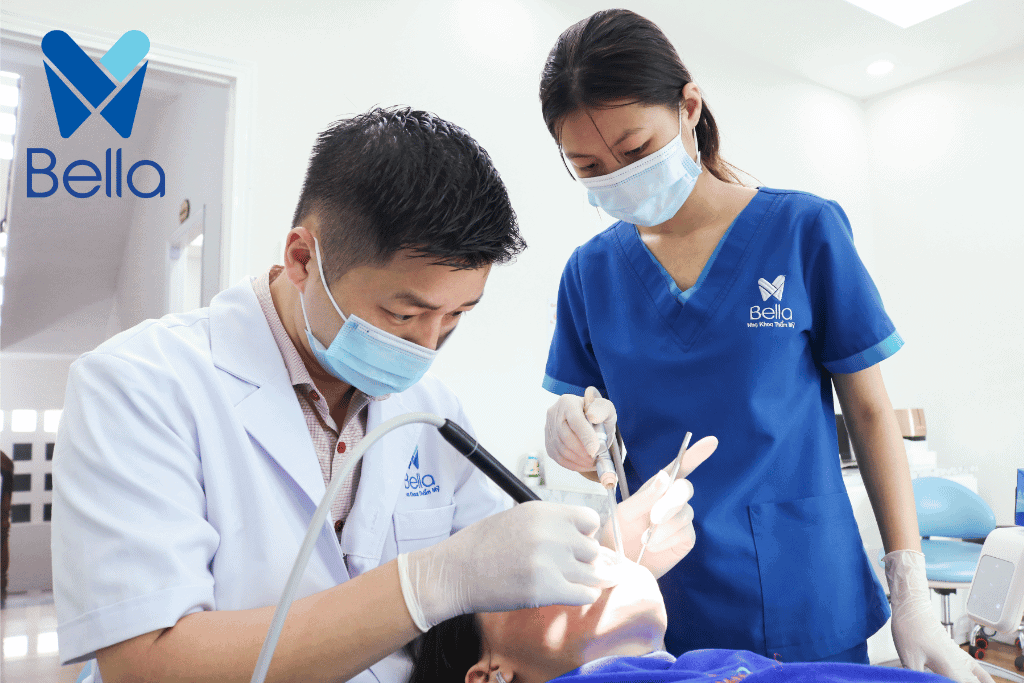 Trồng răng implant số 7 nên lựa chọn nha khoa uy tín như Nha Khoa Bella