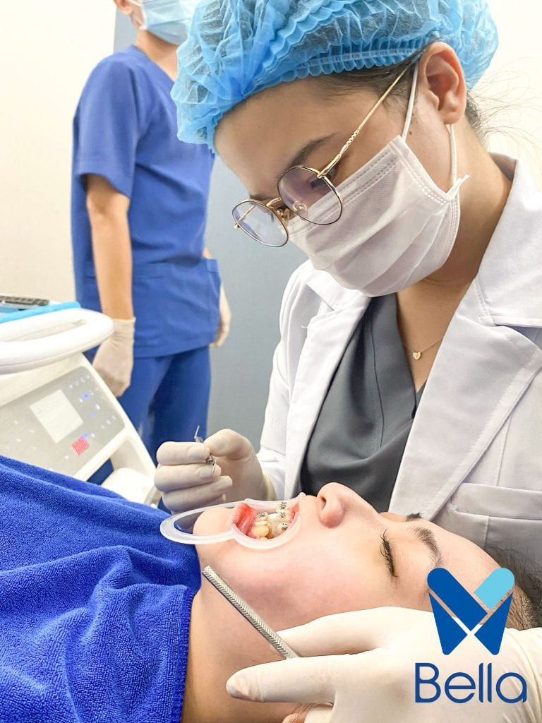 Trồng răng Implant có niềng răng được không